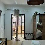 Gennarino Apartments - Panorama Suite With Balcony And Urban Loft