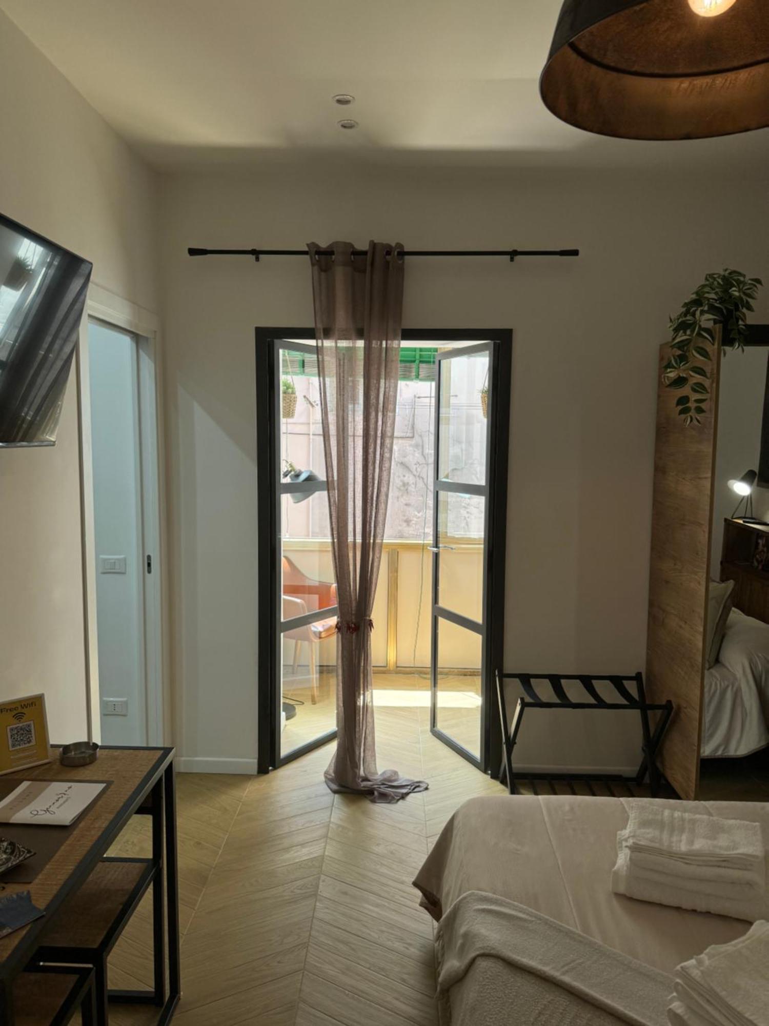 Appartamento Gennarino - Panorama With Balcony And Urban Loft *